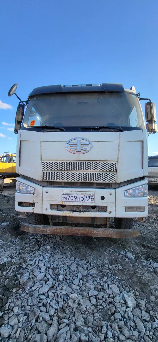 Автомастер 6589 на шасси FAW CA 3310 8x4 Самосвал