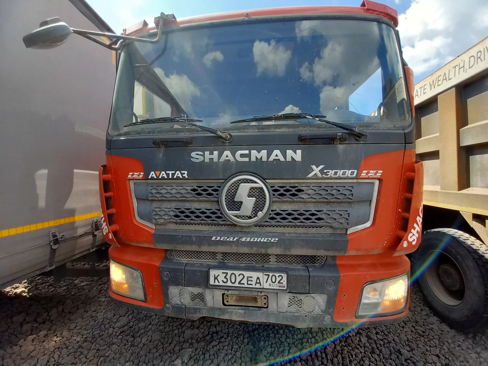 Shacman SX 8x4 Самосвал