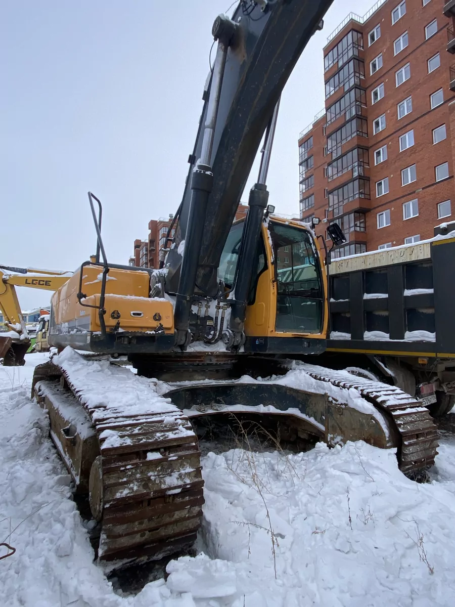Hyundai R380LC-9SH Экскаватор