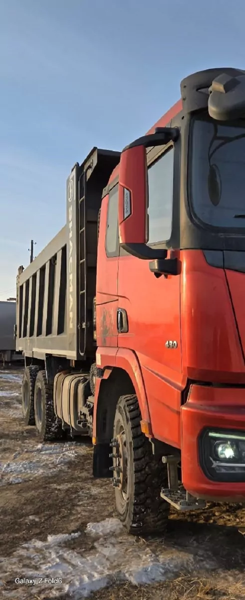 Shacman (Shaanxi) SX32586V384 6x4 Самосвал