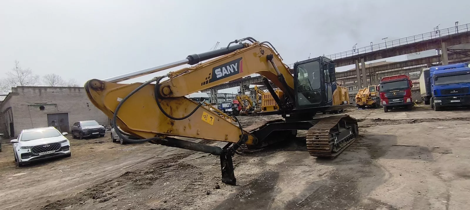 SANY SY245F Экскаватор