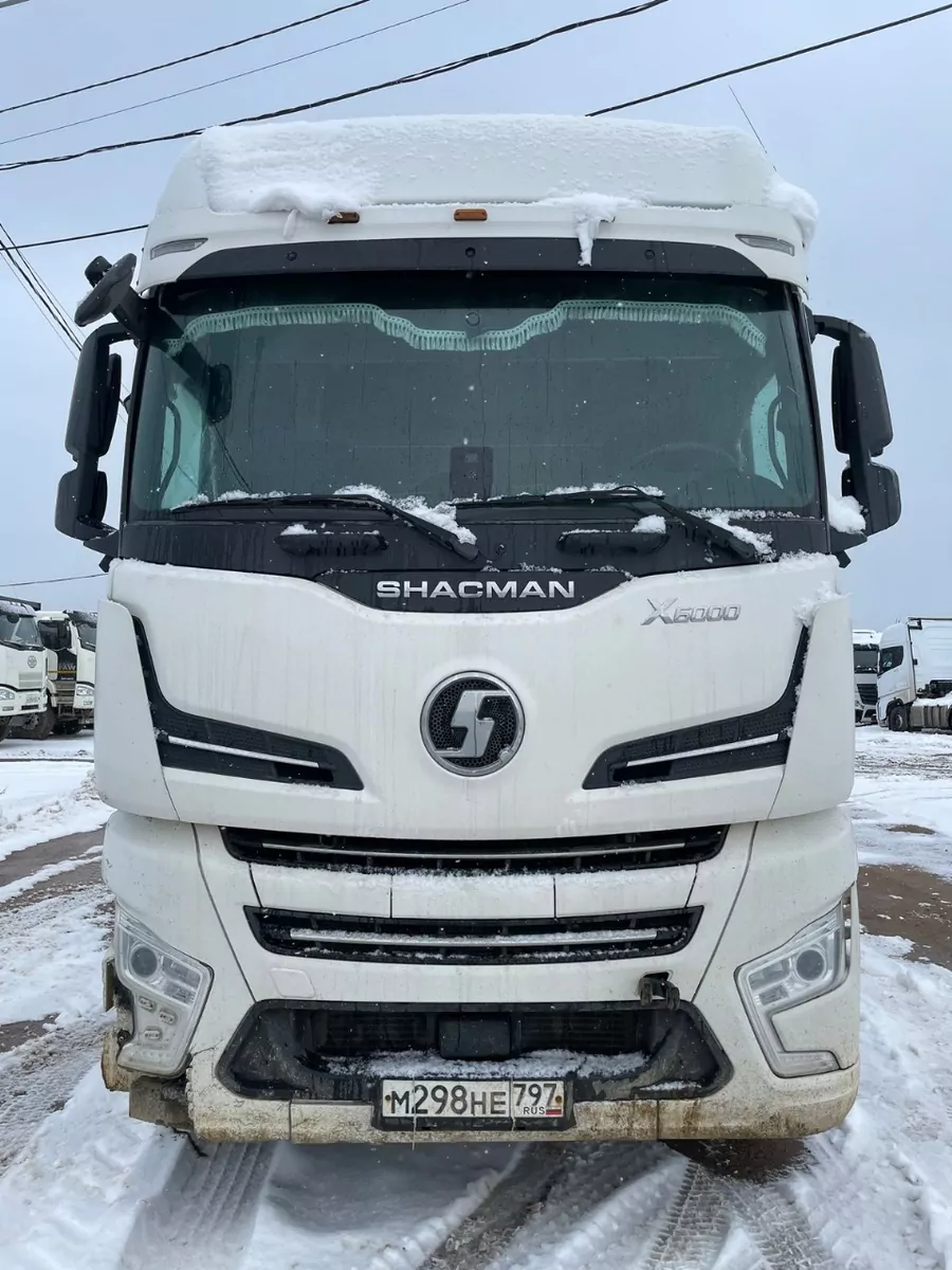 Shacman (Shaanxi) SX 4x2 Седельный тягач