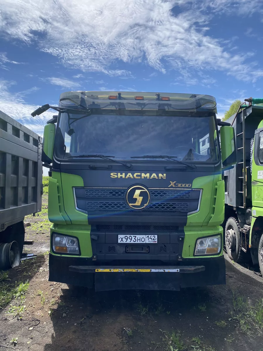 Shacman SX 8x4 Самосвал