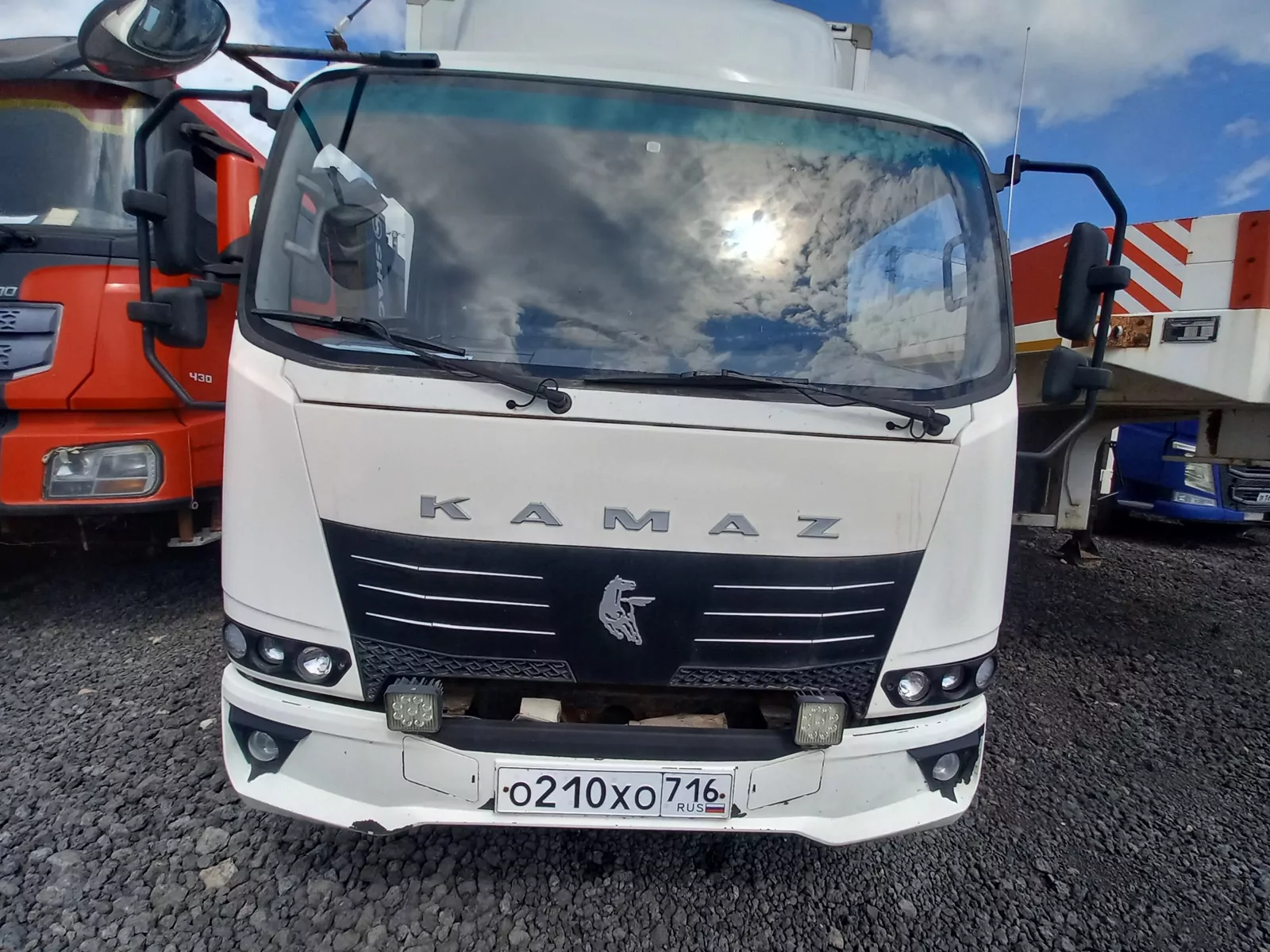 Автомеханический Завод 5758 на шасси КамАЗ 43082 4x2 изотермический/рефрижератор