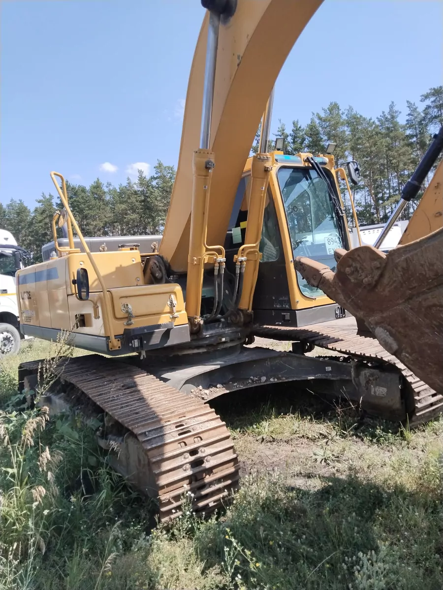 LGCE E6255F Экскаватор