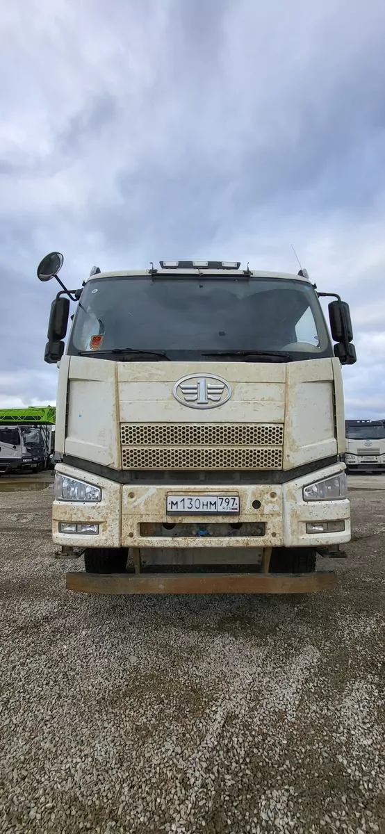 Автомастер 6589 на шасси FAW CA 3310 8x4 самосвал