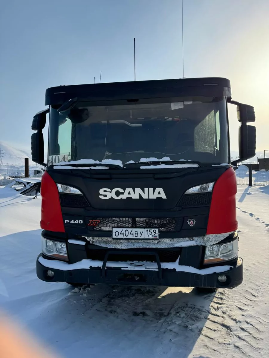 Scania P 8x4 Самосвал