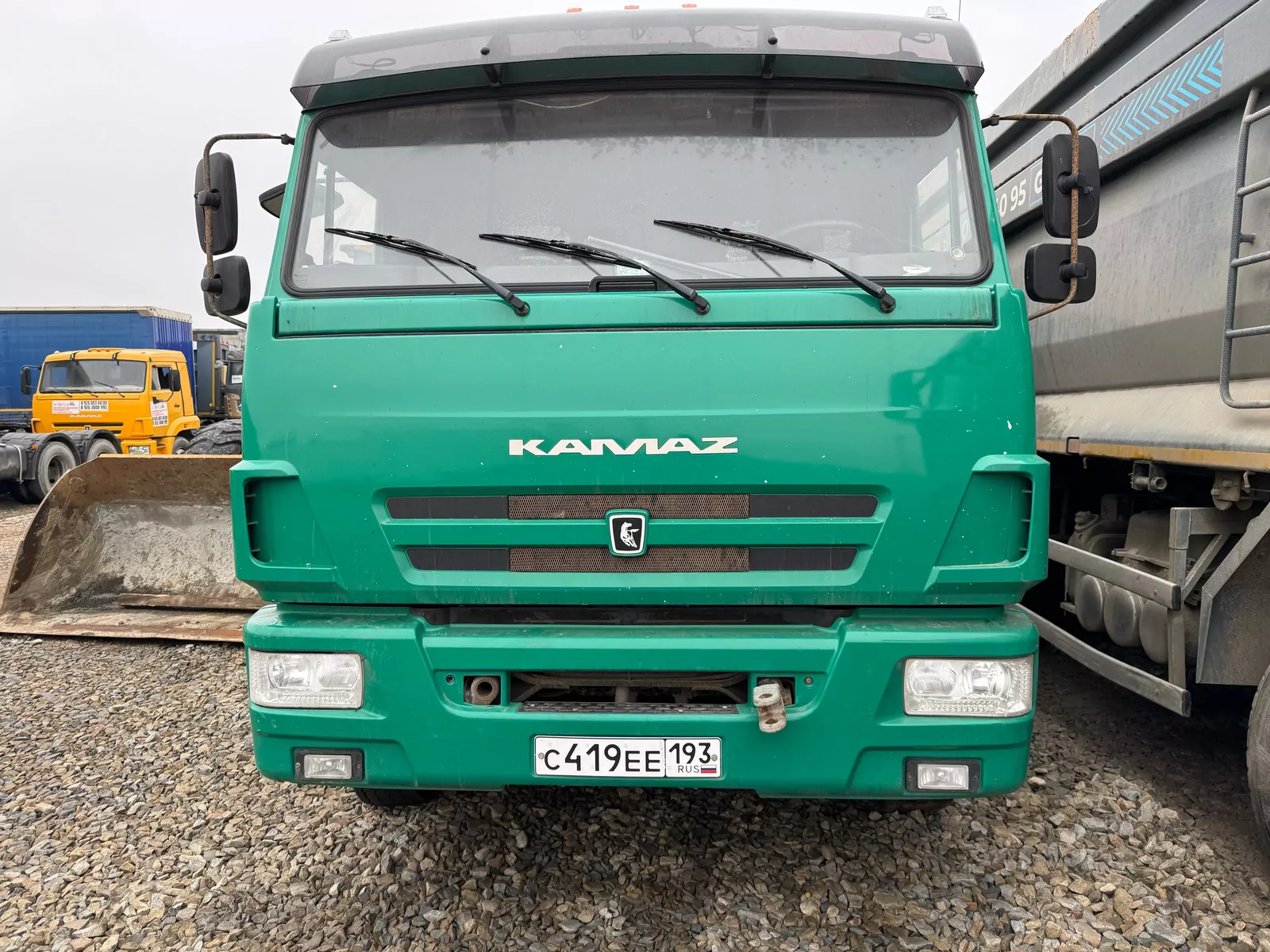 Планета 5529 на шасси КамАЗ 65115 6x4 Зерновоз