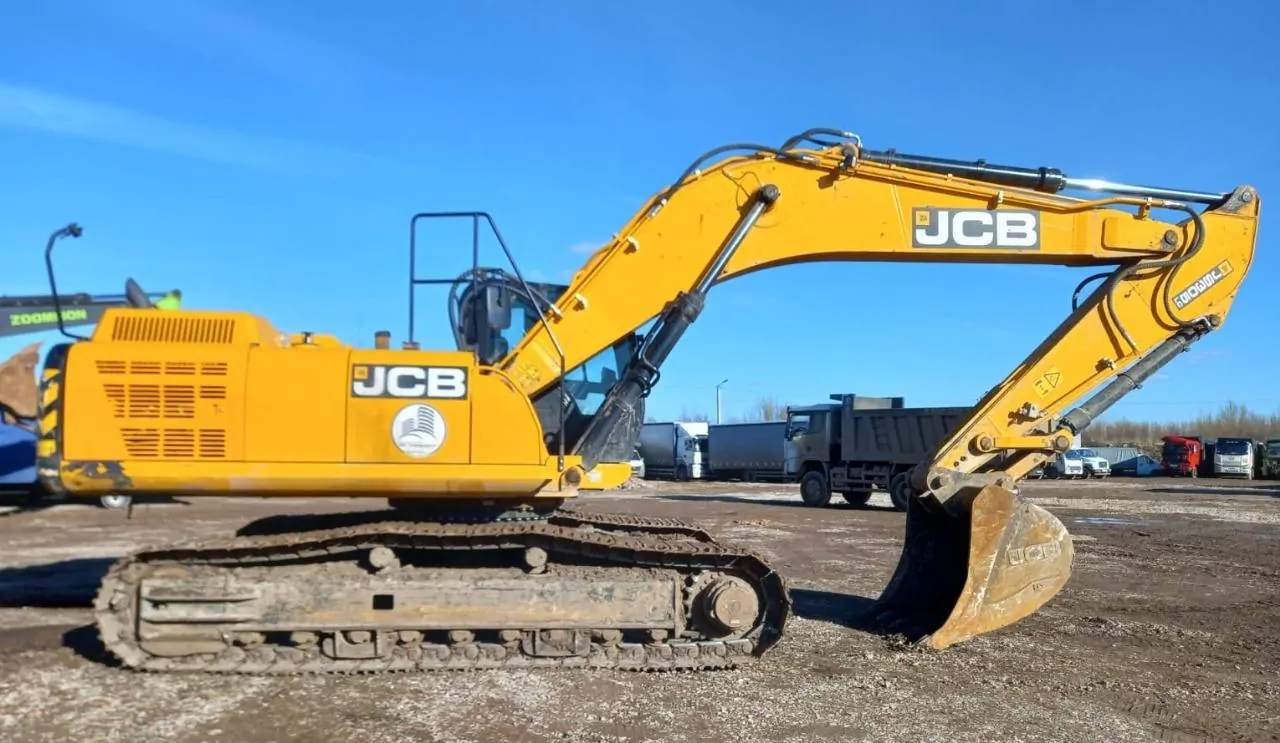 JCB JS 305 Экскаватор