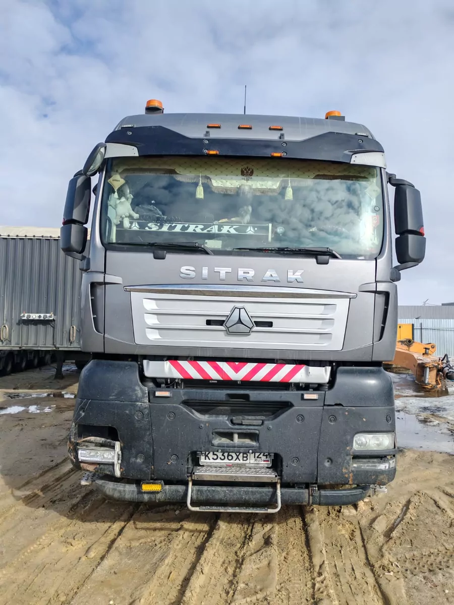 SITRAK C7H 6x4 Седельный тягач