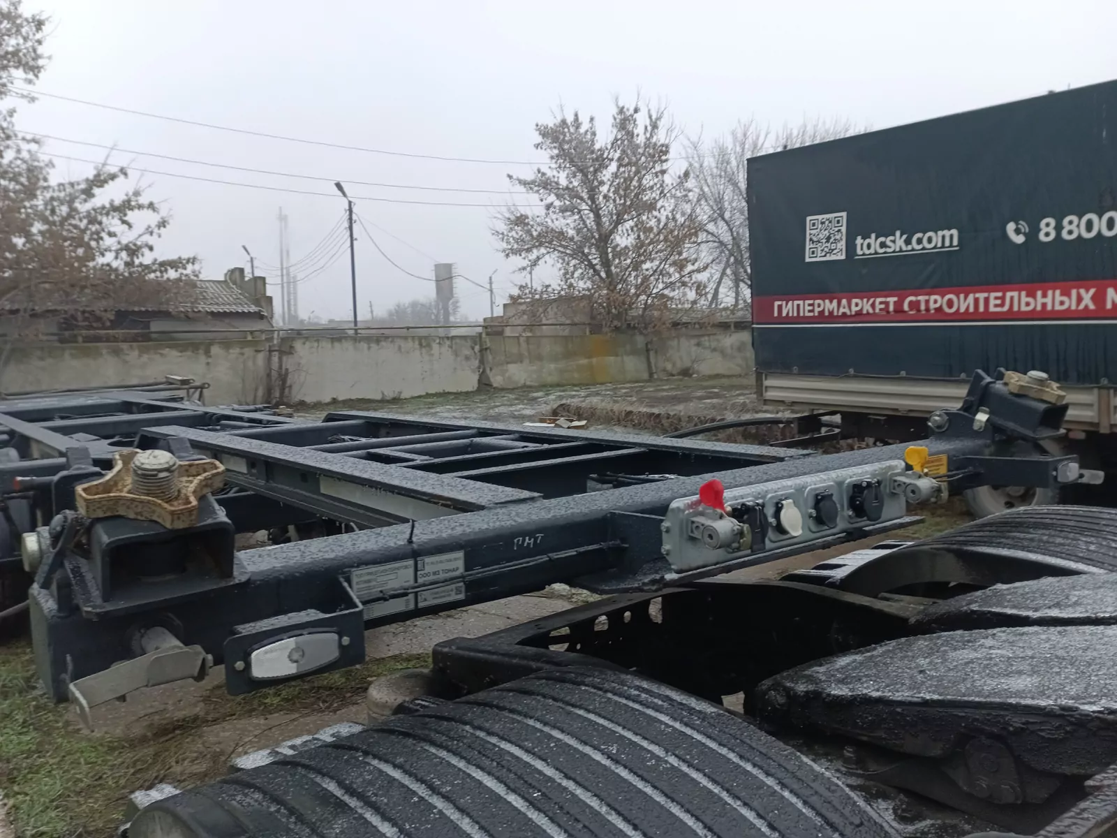 Тонар 99891 Полуприцеп контейнеровоз 4 оси