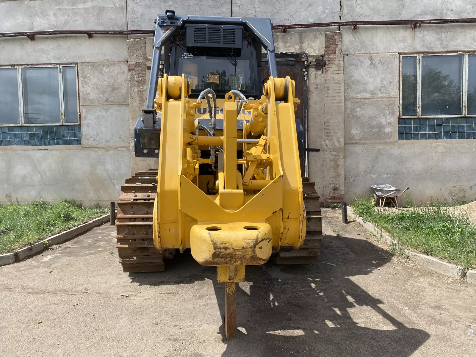 LiuGong CLGB 320 Бульдозер