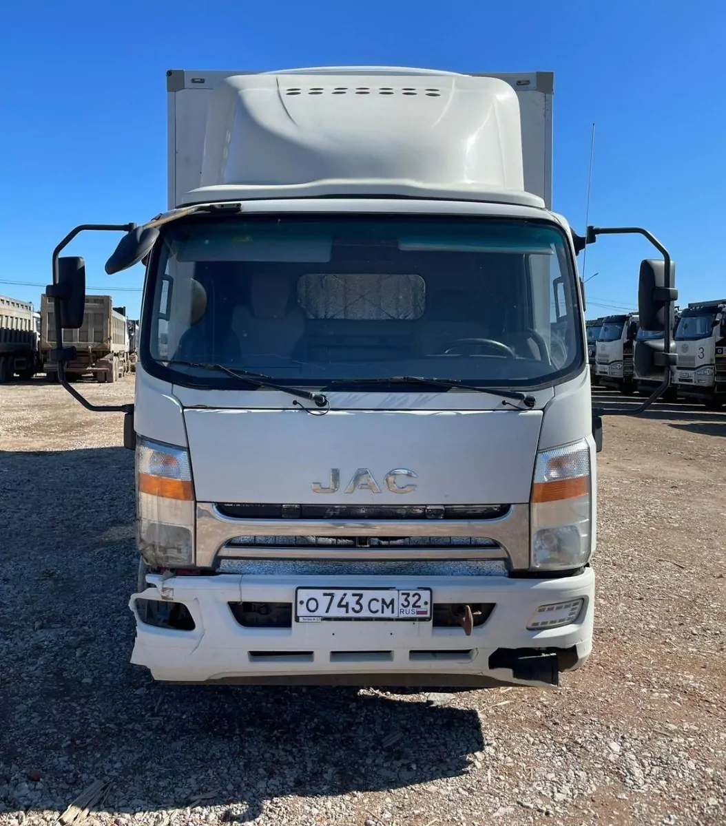 Новый завод 3008D2 на шасси JAC N120 Изотермический/рефрижератор