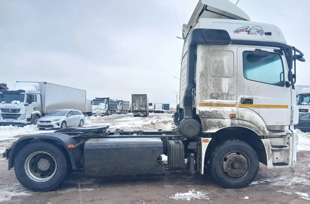 КамАЗ 5490 4x2 Седельный тягач