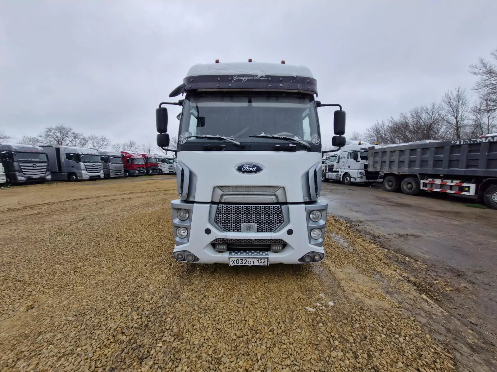Ford Cargo 4x2 Седельный тягач