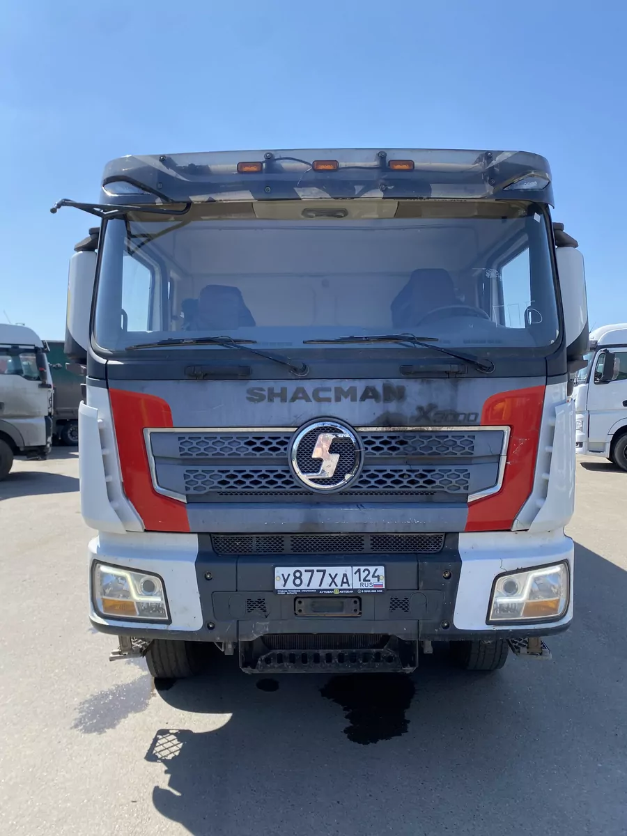 Shacman SX331863366 8x4 Самосвал