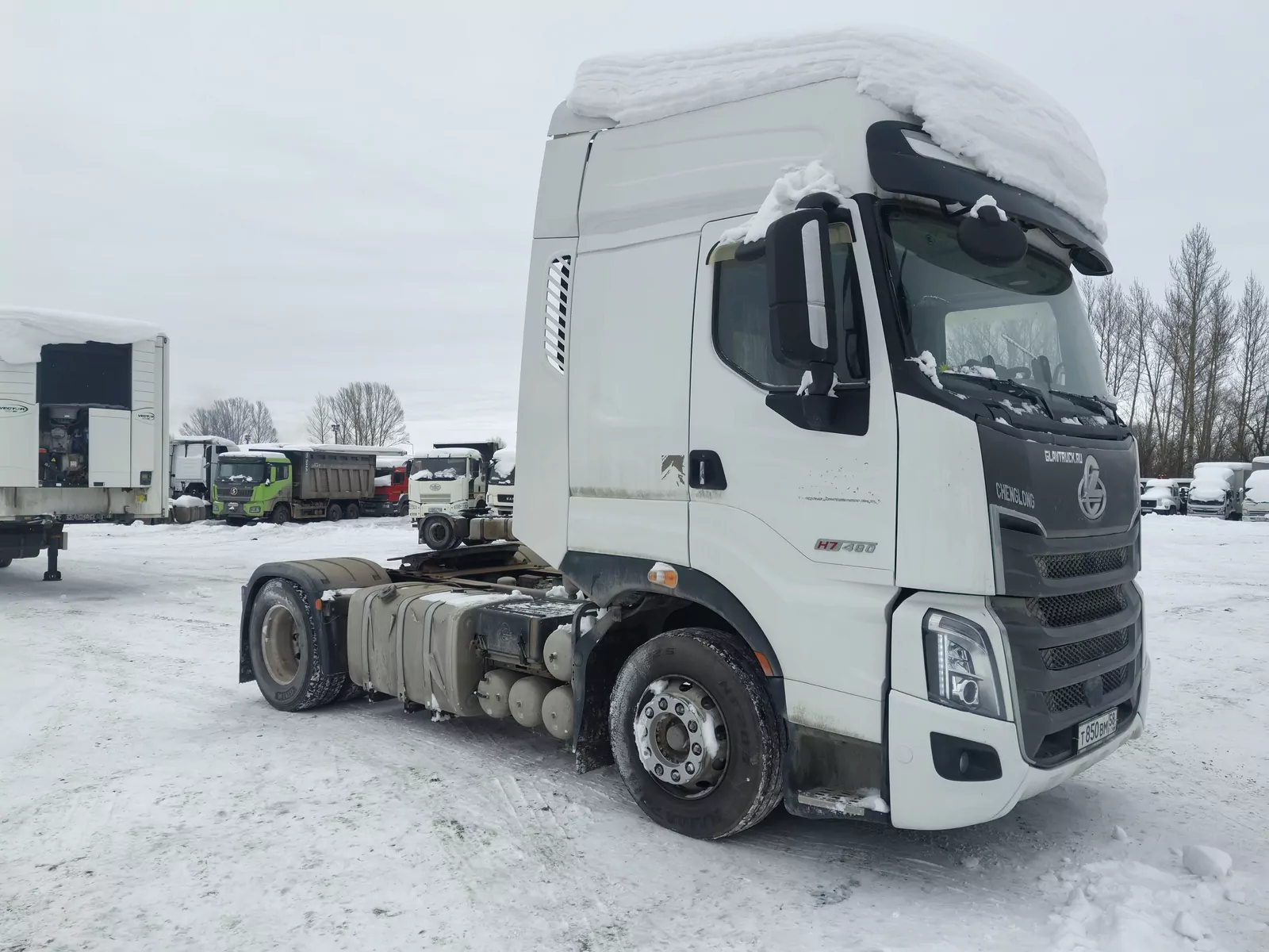CHENGLONG H7 4x2 Седельный тягач