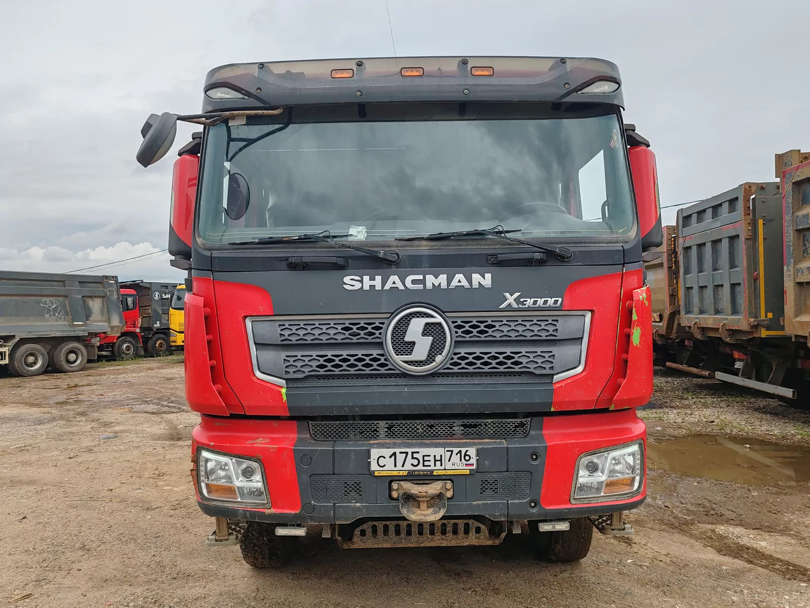 Shacman (Shaanxi) SX33186V366 8x4 Самосвал