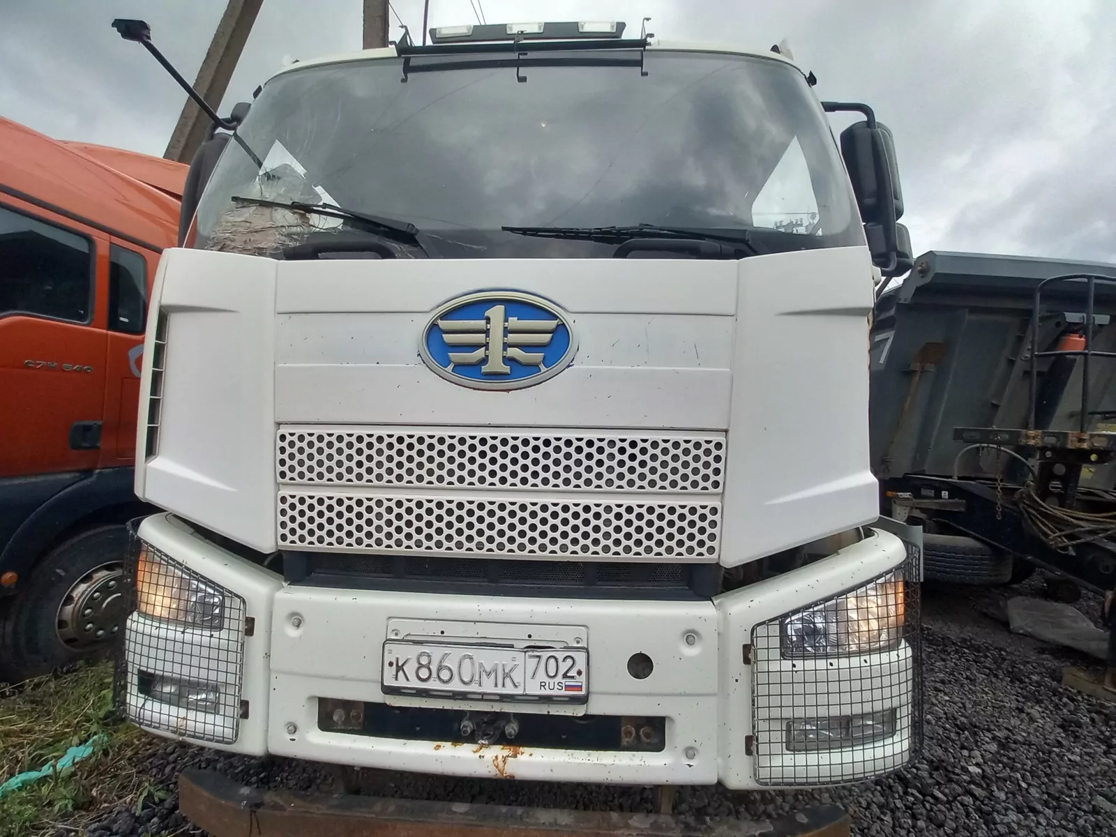 FAW J6 6x4 Самосвал