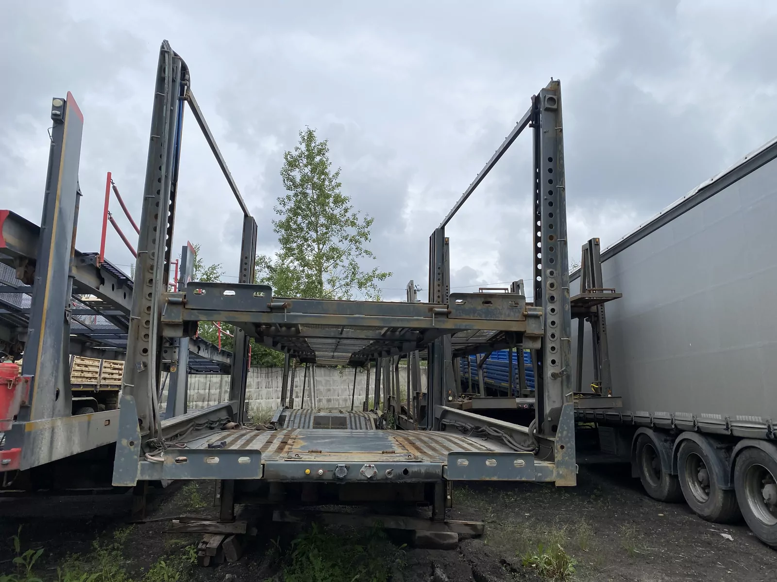LU FENG TXC92502TDP Полуприцеп автовоз